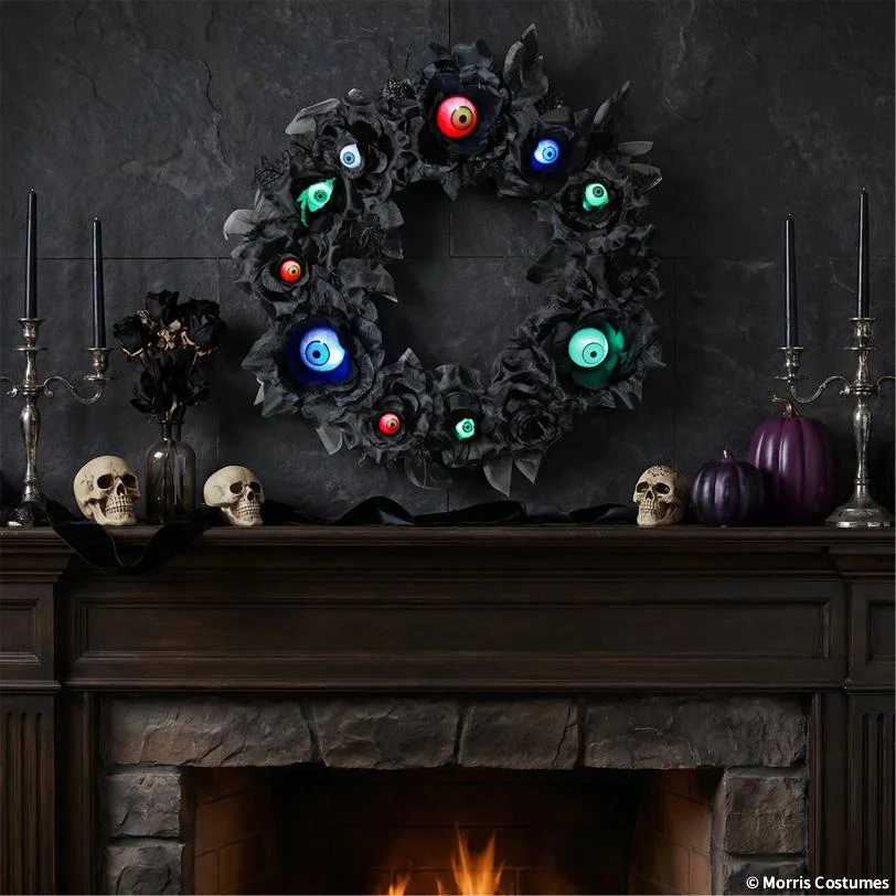 Black Wreath With Light Up Eyes