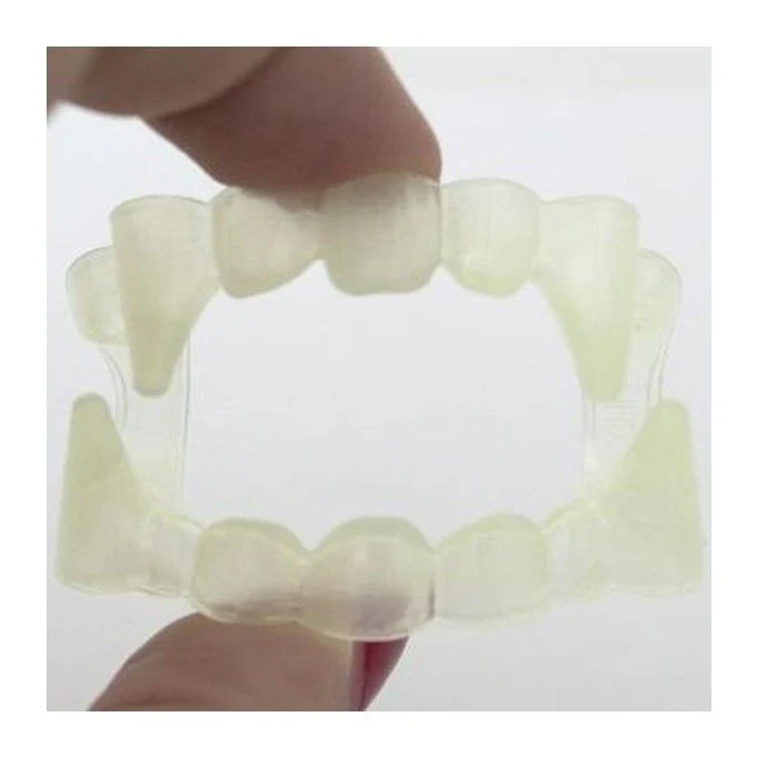 Glow In The Dark Fangs