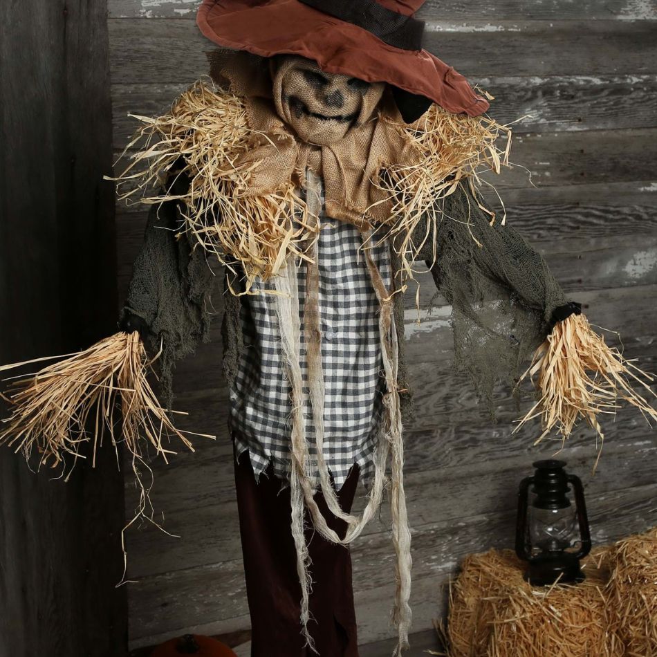 Hanging Surprise Scarecrow - Image 2