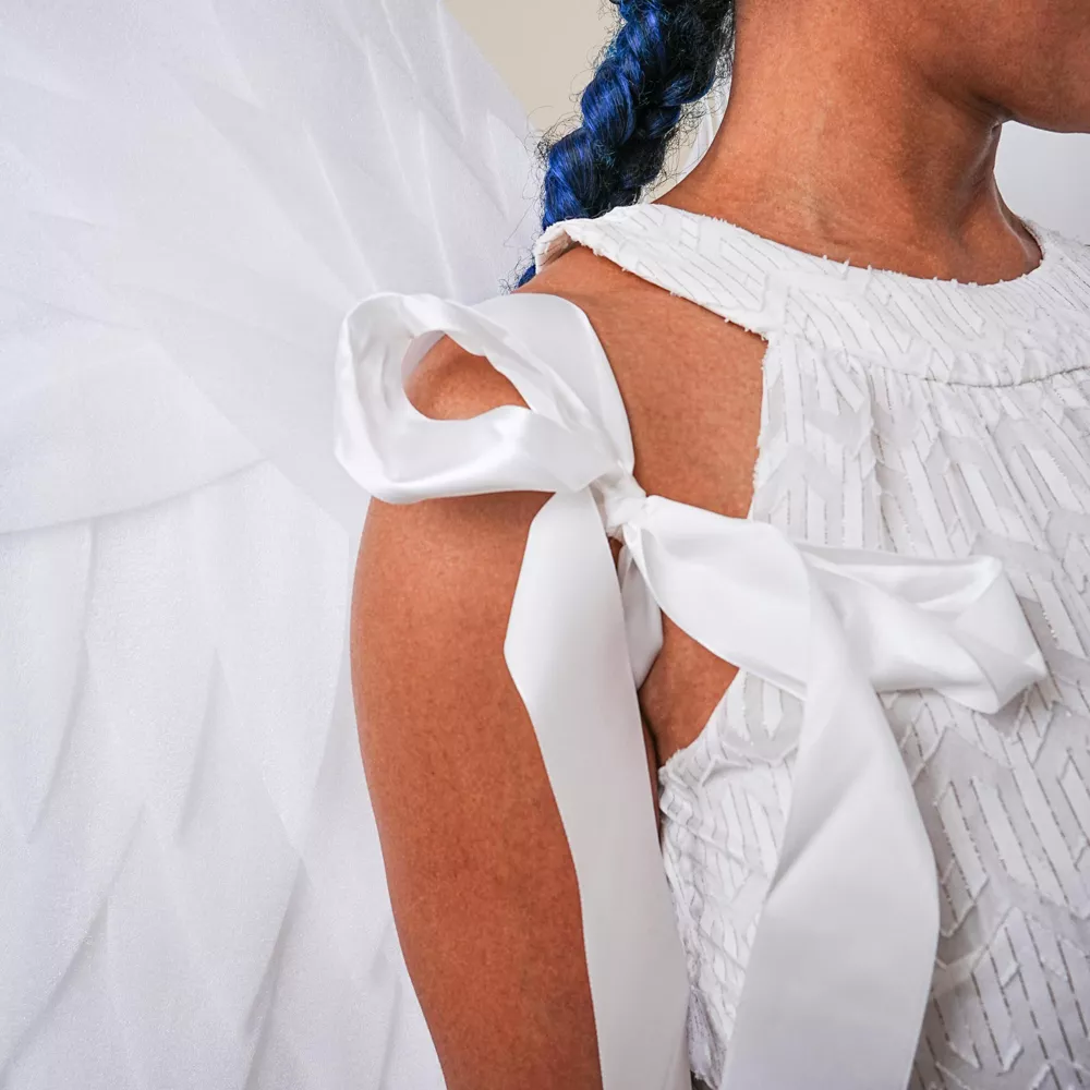 White Full Length Angel Wings Adult - Image 3